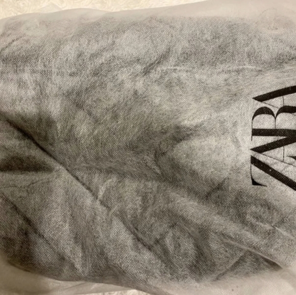 Zara - Picture 12 of 12